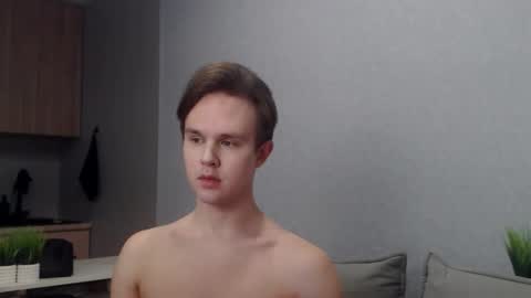 Angel online show from March 15, 11:46 am