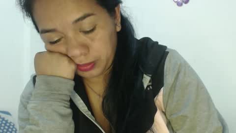 rebeca online show from April 1, 1:17 am