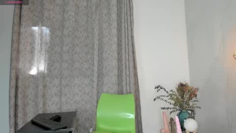 ANGIE online show from September 25, 2:46 pm