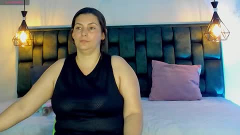 ANGIE online show from September 10, 2:07 pm