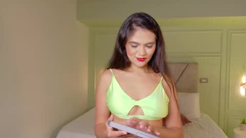 angely_perry online show from March 14, 5:00 am