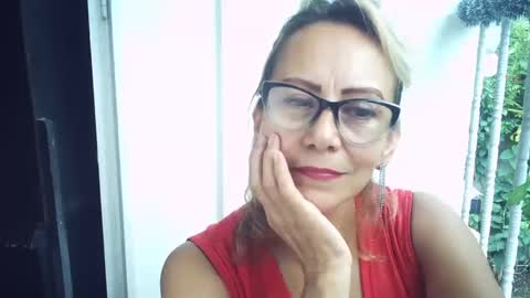 angelycute476334 online show from November 11, 6:43 pm