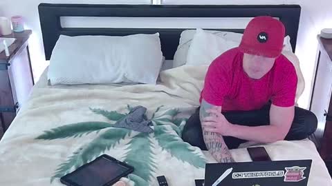 Anglz017 online show from December 8, 8:47 pm