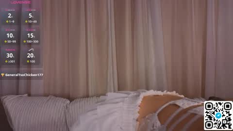 Alice online show from April 14, 3:37 pm