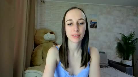 anikabloom online show from February 22, 2:09 pm