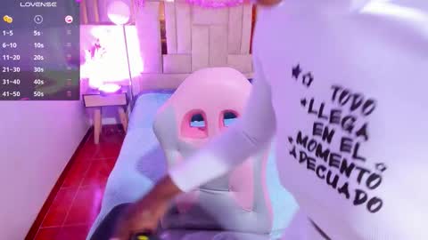 anisha_zambrano online show from November 26, 1:41 pm