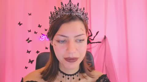 Anni online show from October 31, 6:14 am