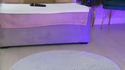 anissia teaser online show from March 14, 8:29 am