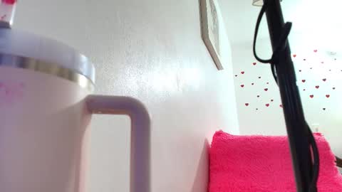 ana independent model online show from October 5, 6:33 am