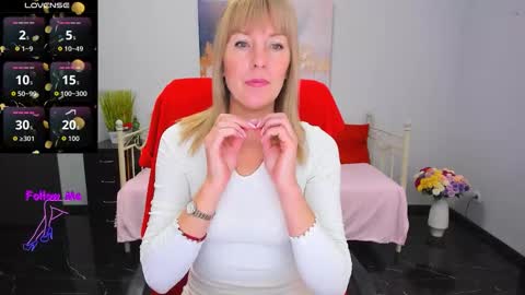 Anita online show from March 2, 7:15 am