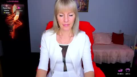 Snapshot of anita_tayson chatting on March 12, 7:02 am Anita online show from March 12, 7:02 am