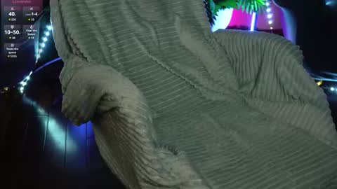 Anita online show from March 2, 5:08 am