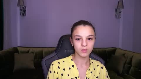 Anita online show from November 29, 4:14 pm