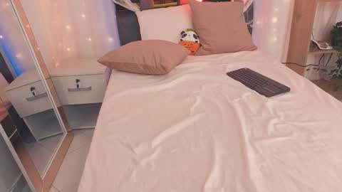 anitaglow online show from October 26, 11:48 pm