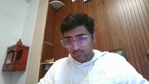 Slave looking for Mistress online show from February 28, 9:35 am