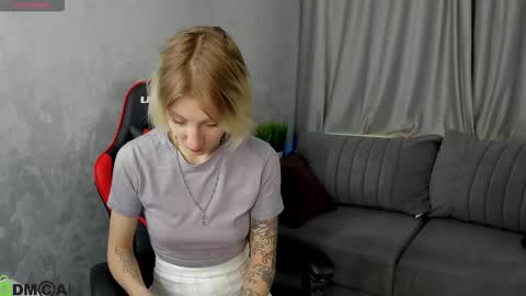 ann online show from March 1, 1:10 am