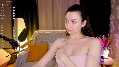 Anna online show from November 29, 5:26 am