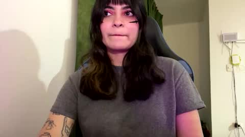 Anna online show from December 3, 2:01 am