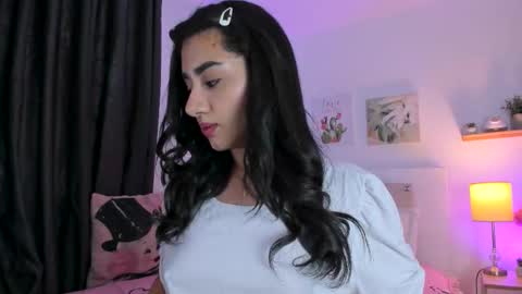 Annadu011 online show from December 5, 3:10 pm