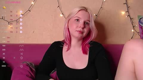 Snapshot of annamilky chatting on October 28, 8:21 pm annamilky online show from October 28, 8:21 pm