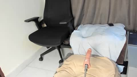 annarose98 online show from March 11, 12:39 pm