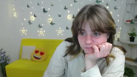 Anna online show from March 4, 6:43 am