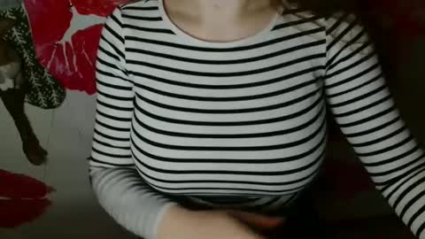 Bella online show from December 1, 6:17 pm