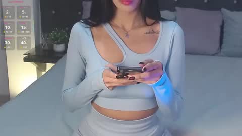 Anne  online show from November 10, 6:27 am