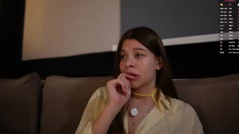 Anne online show from July 29, 9:04 pm