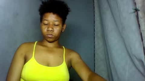 annick98 online show from February 7, 7:06 pm