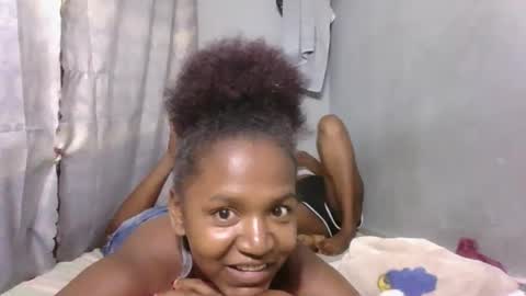 annick98 online show from March 4, 7:11 pm