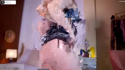 Annie independent model online show from January 21, 9:57 pm