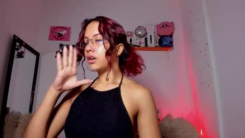 Annie cottan  online show from February 13, 10:57 pm