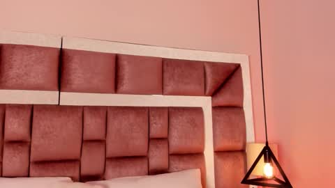 Annie online show from March 9, 12:32 pm