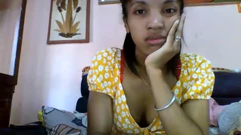 anniesexy1 online show from November 23, 7:06 am