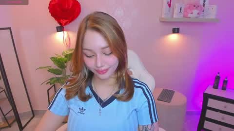 VIVIANNA online show from May 20, 2:30 am