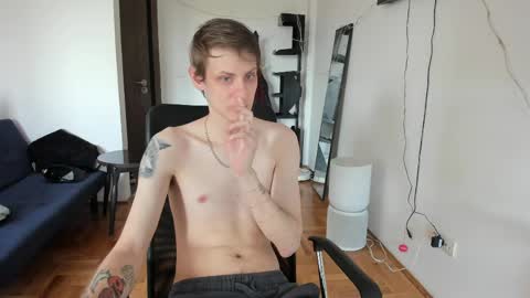    online show from April 7, 12:29 pm