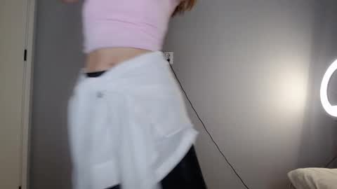 Snapshot of anny_meow chatting on March 3, 3:43 pm Ann  My current schedule is below  online show from March 3, 3:43 pm