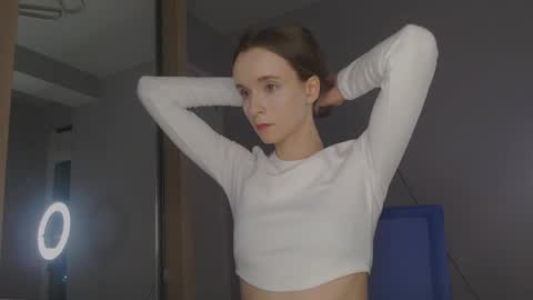 Snapshot of anny_meow chatting on February 13, 12:46 am Ann  My current schedule is below  online show from February 13, 12:46 am