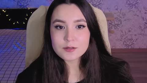 Annie online show from February 13, 9:51 pm