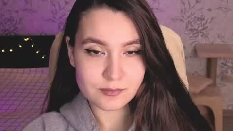 Annie online show from June 28, 5:42 pm