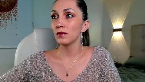 Anny online show from February 25, 11:54 am