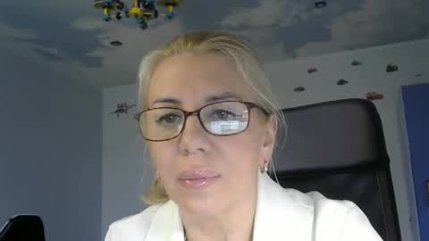 anny_wild1 online show from April 28, 11:47 am