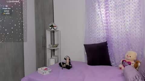 Anny online show from December 13, 7:53 pm