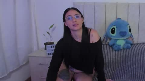 Anny online show from December 4, 11:15 pm