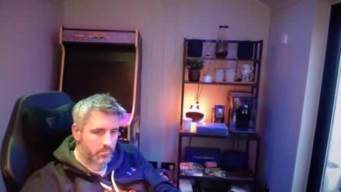 anonymousblokeuk online show from February 11, 3:08 pm