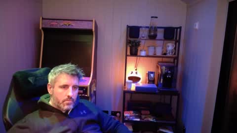 anonymousblokeuk online show from February 13, 12:13 am