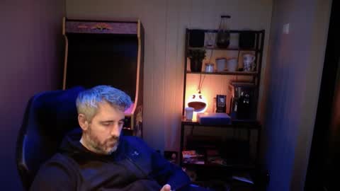 anonymousblokeuk online show from February 20, 12:19 am