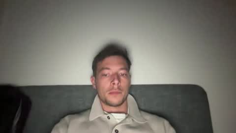 antho75016 online show from May 1, 11:32 pm