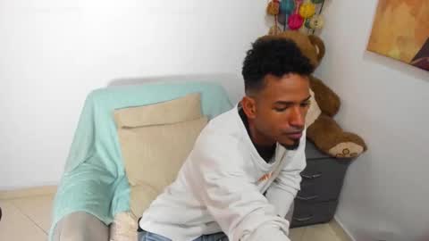       online show from February 28, 12:03 am